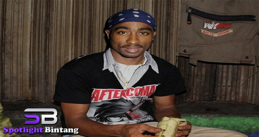 Tupac Shakur, Dari Panggung Rap ke Penjual Ketupat Musiman