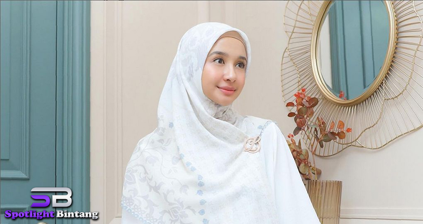 Laudya Cynthia Bella Eksplorasi Kecantikan dalam Hijab