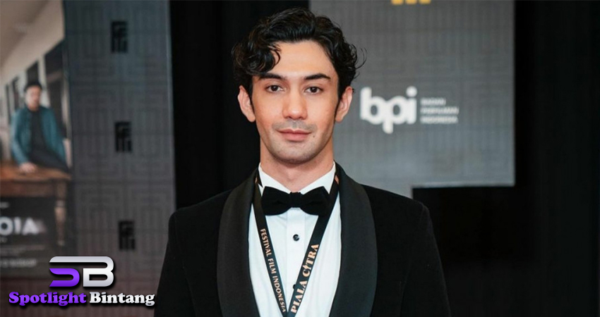 Reza Rahadian Aktor Tampan dengan Prestasi Gemilang